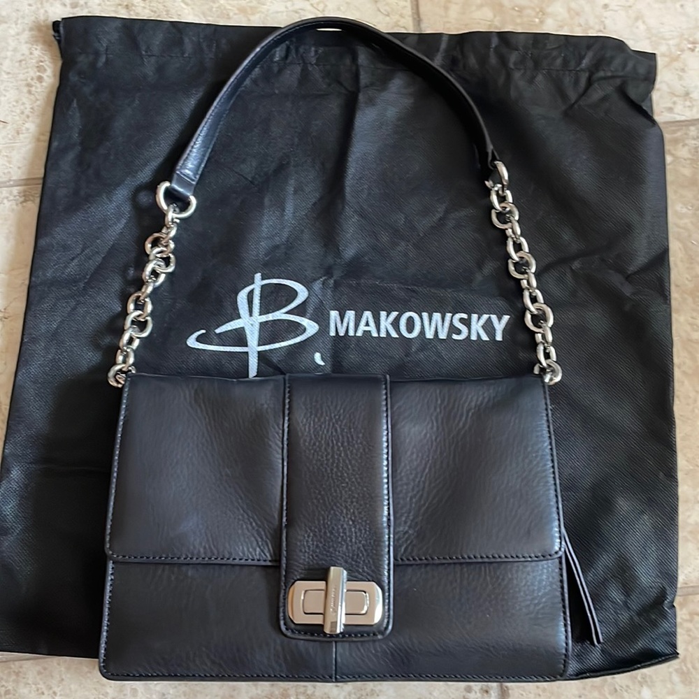 B Makowsky black shoulder purse